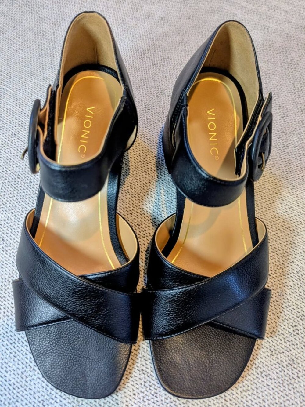 Vionic Black Block Heel Sandals Size 7